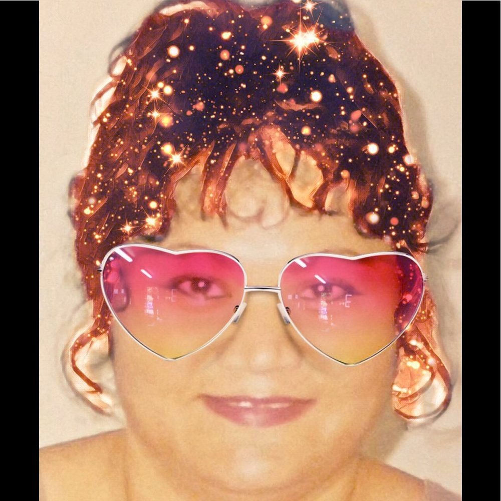 Meet your Posher, Phyllis